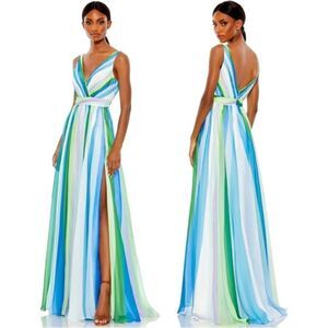 Mac Duggal 68151 Striped V-Neck Multi Sleeveless Gown NWT Blue Multi size 8